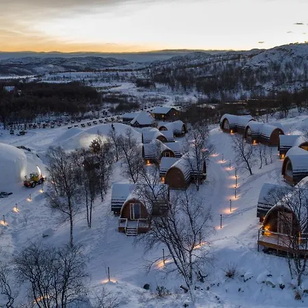 Snowhotel Hotell 3*